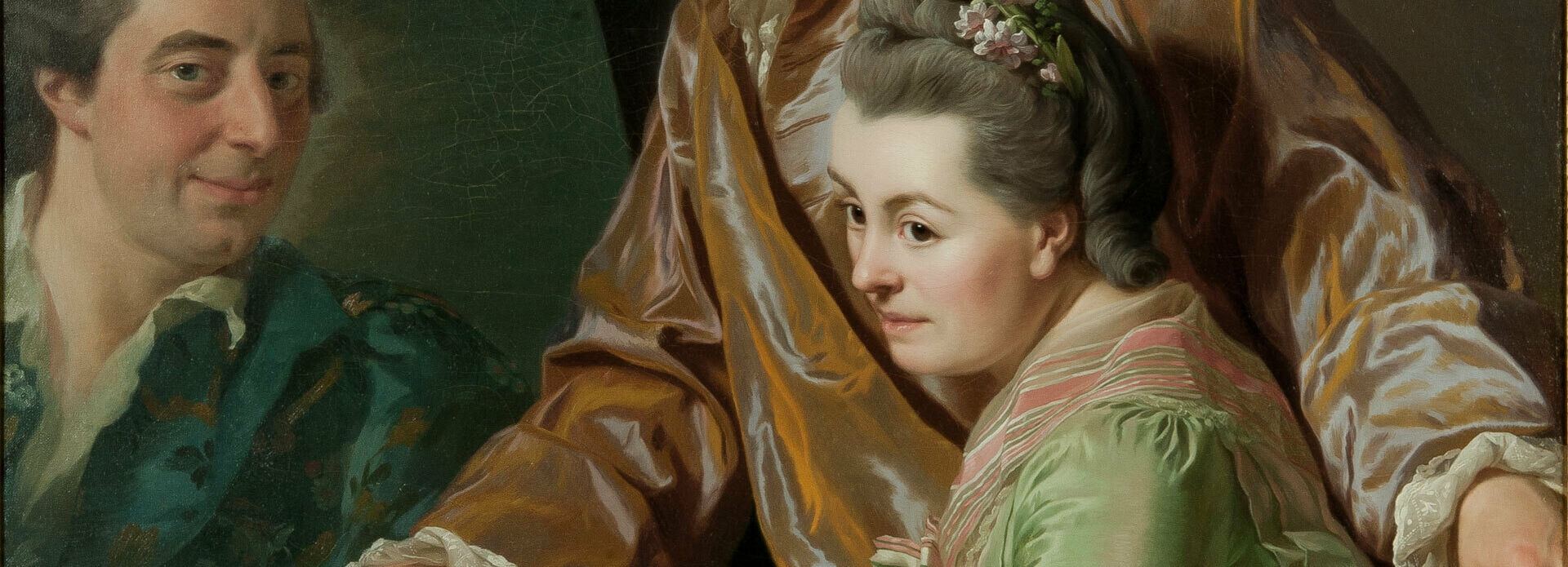1700-talsmålning föreställande en kvinna som sitter vid ett bord och målar med pastellkritor. Bredvid henne står en man. Intill dem ett staffli med ett porträtt av en man.
