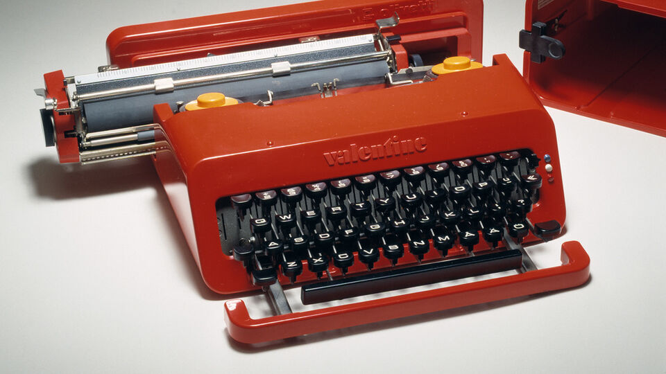 Ettore Sottsass, Reseskrivmaskin "Valentine" för Olivetti.