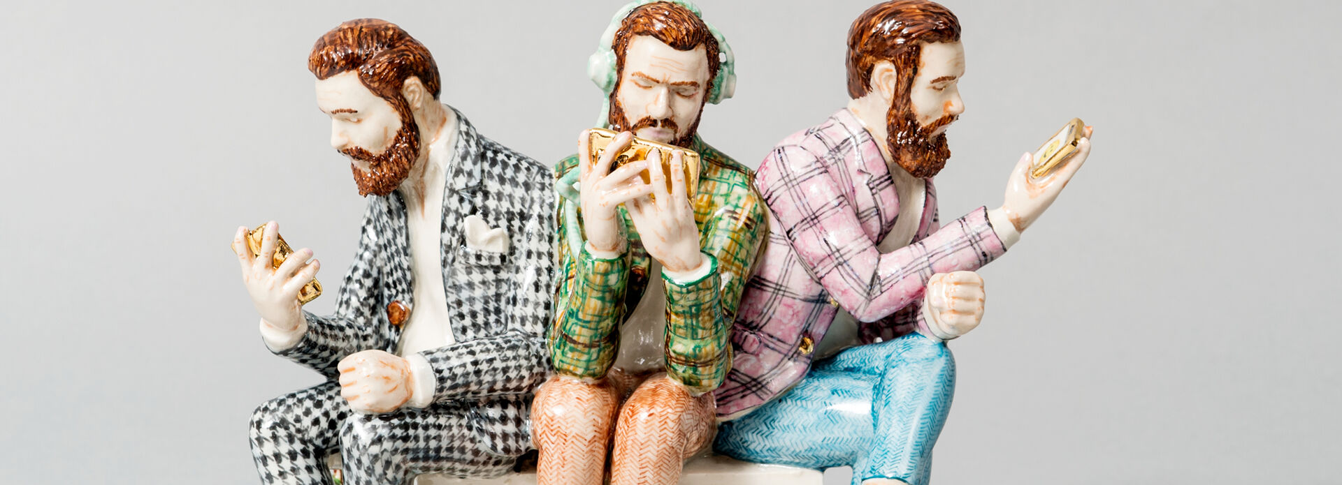 Alexander Tallén, Figurine "Together at last", 2016